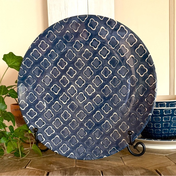 Threshold Set/2 “Mer Blue” Dinner Plates, 10.5”, Blue & Cream - Picture 2 of 8